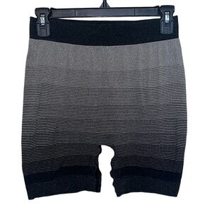 RIVA USA seamless shorts gray and black stripes womens one size stretchy